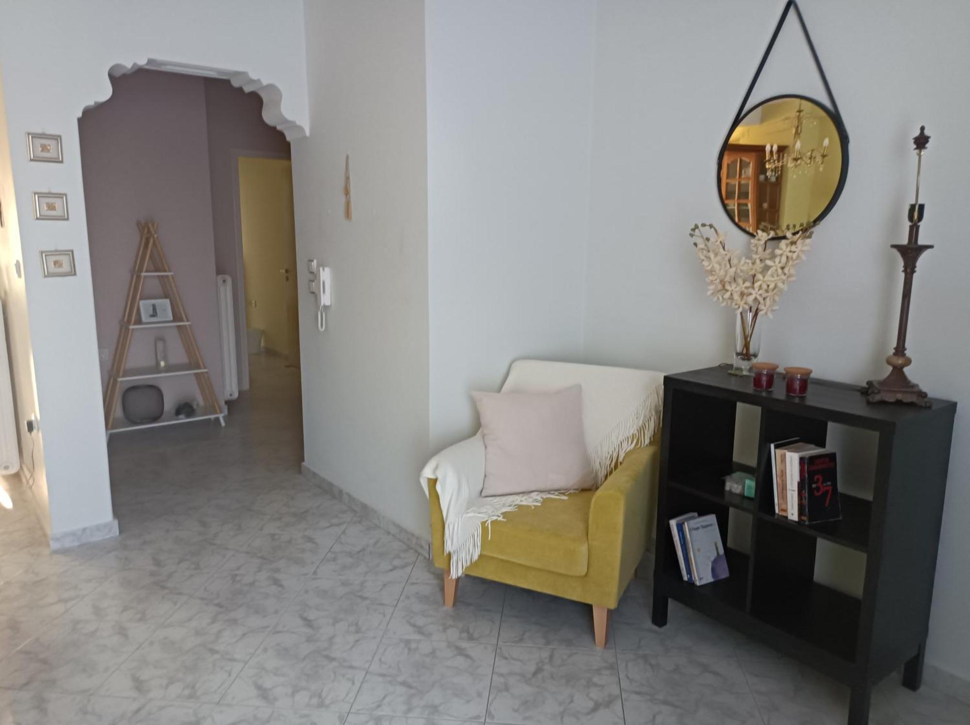 Kelly's Penthouse Apartment
